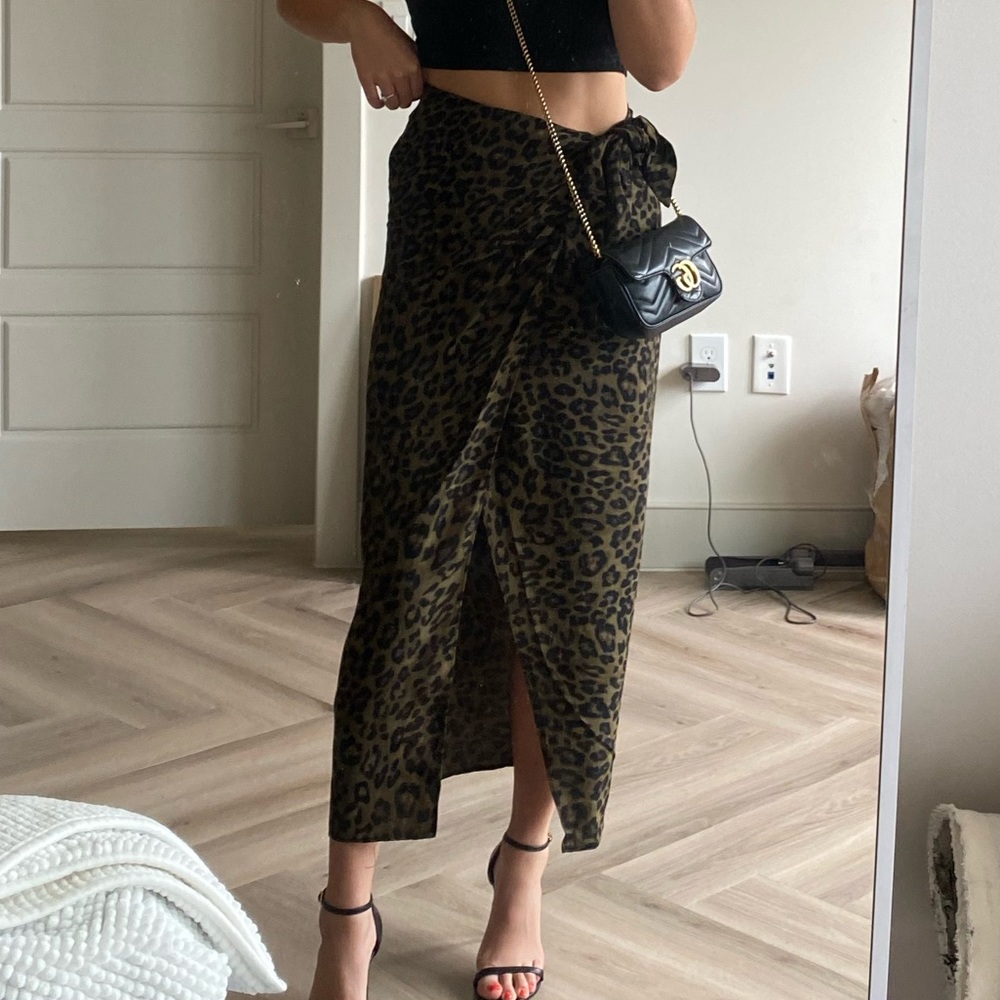 ZARA Leopard Midi Skirt